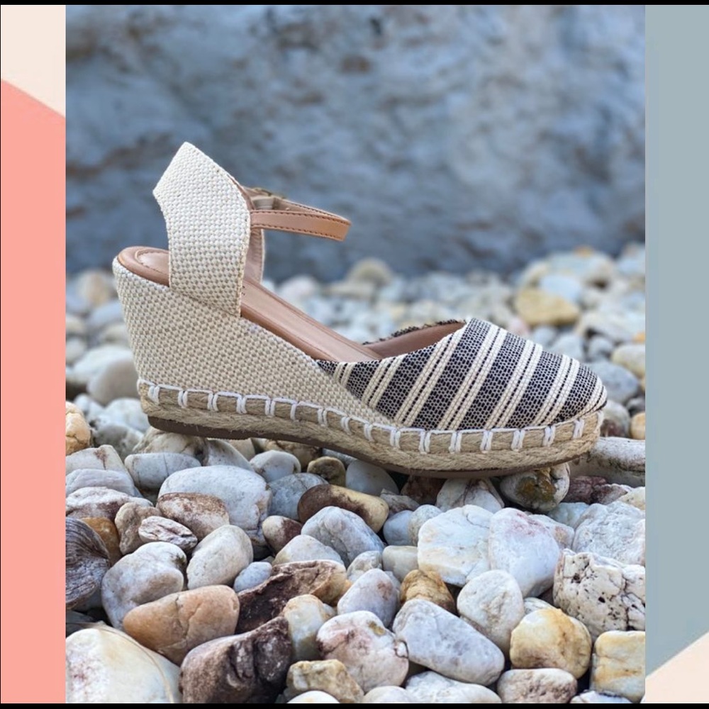 The Striped Wedge!